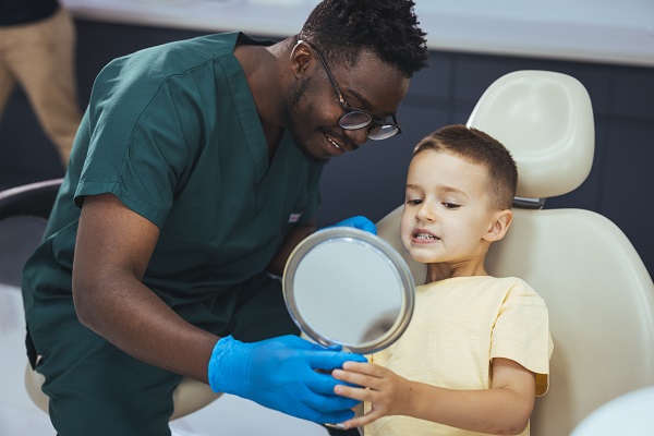 What To Expect At Your Child&#    ;s First Visit To A Pediatric Dentist